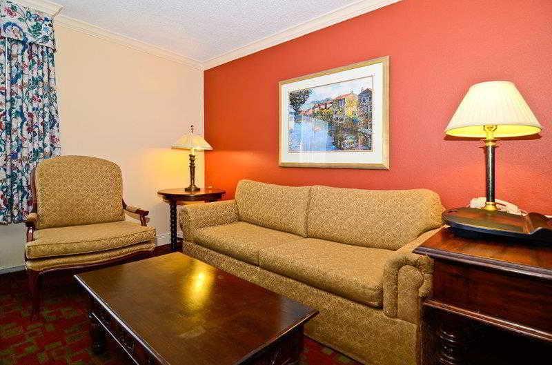 Holiday Inn Express & Suites - Shreveport - Downtown By Ihg Ngoại thất bức ảnh